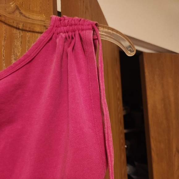 Guess ☃️Pink Cropped Top Size L NWT - Picture 5 of 6